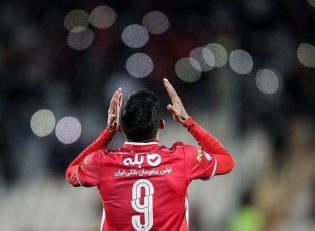 مهدی ترابی از دیدار پرسپولیس با پیکان محروم شد