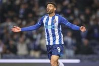 مهدی طارمی ستارهی فوتبال ایران در رادار میلان قرار دارد