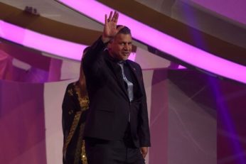 علی دایی ؛ حشمت مهاجرانی به حضور علی دایی در قرعه کشی جام جهانی واکنش نشان داد