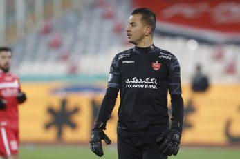 خط خوردن حامد لک از لیست پرسپولیس در دیدار مقابل هوادار